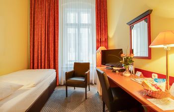 Hotel Photo 1