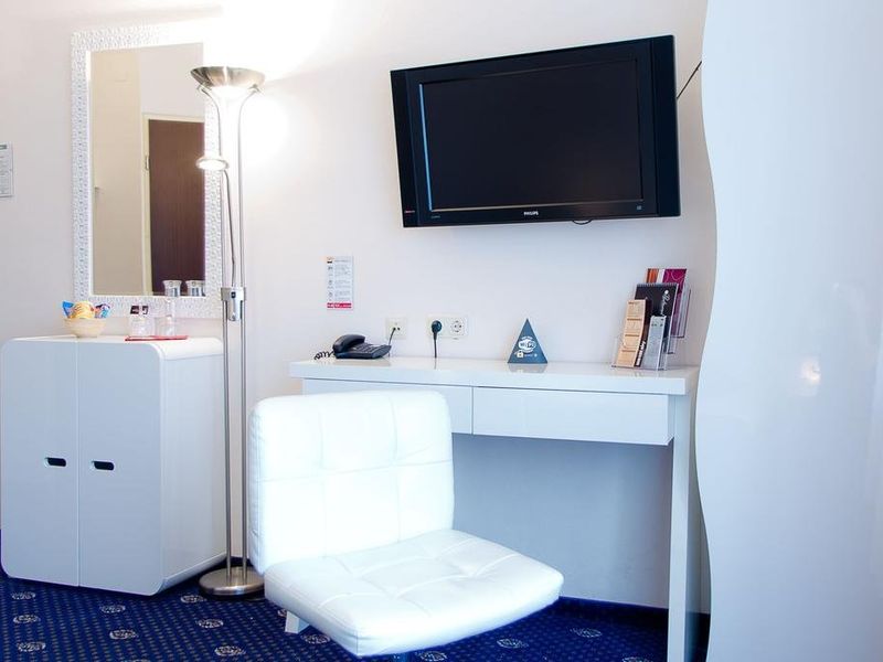 Hotel Photo 5