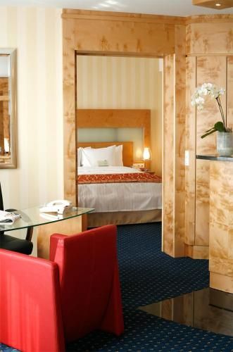 Hotel Photo 5