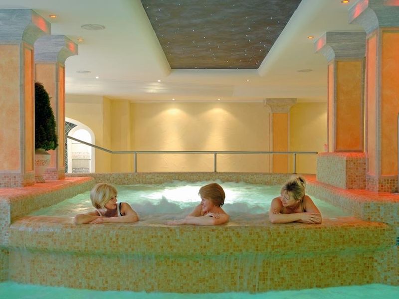 Hotel Photo 12