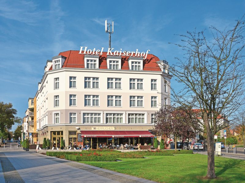 Hotel Photo 12