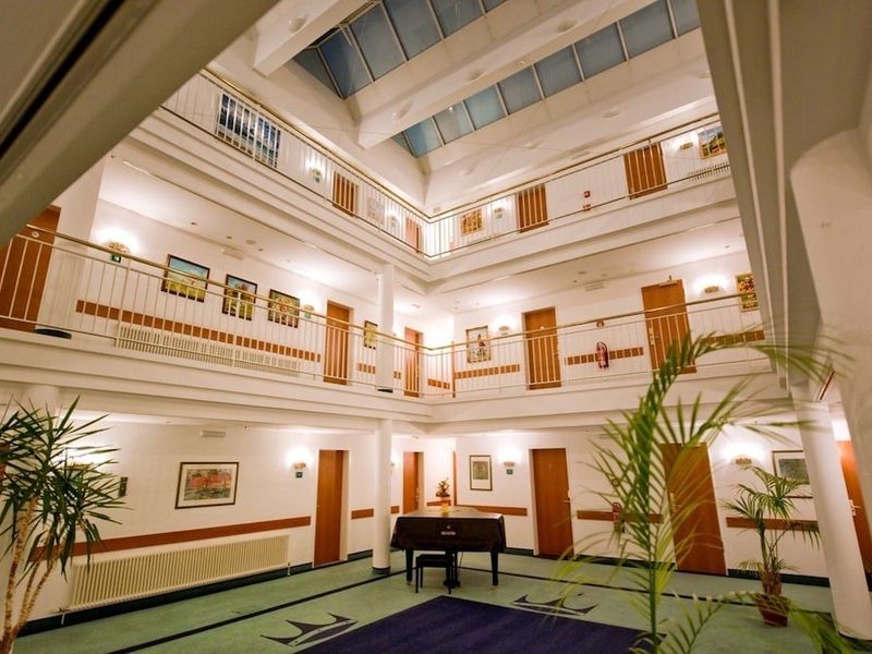 Hotel Photo 10