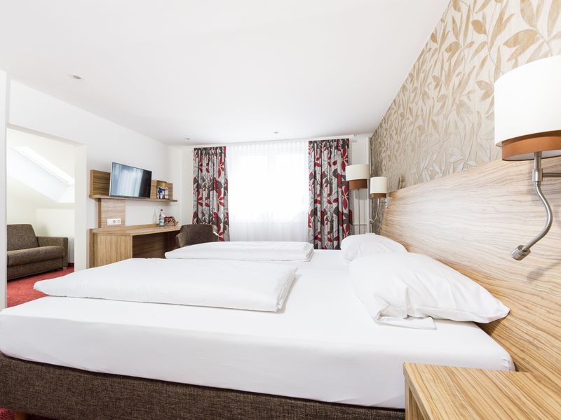 Hotel Photo 1