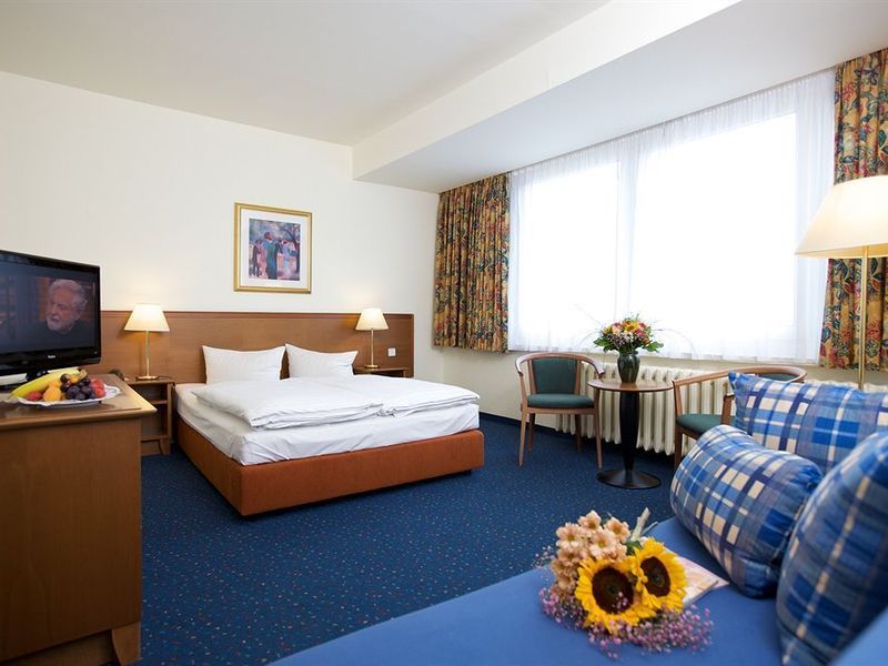 Hotel Photo 5