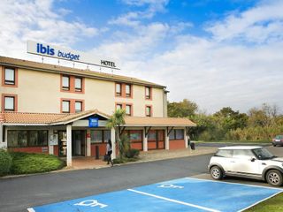 Hotel pic Ibis budget Béziers Est Mediterranée A9 / A75