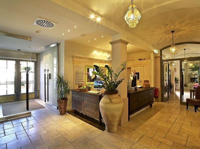 Hotel Photo 16