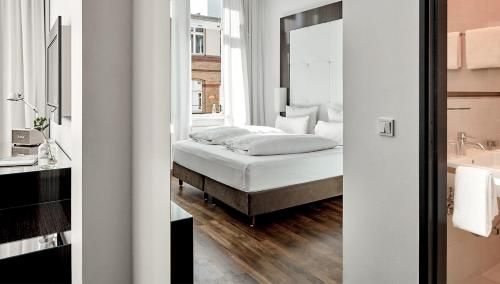 image of hotel The Pure, Frankfurt, a Member of Design Hotels