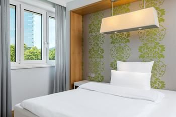 image of hotel NH Frankfurt Messe