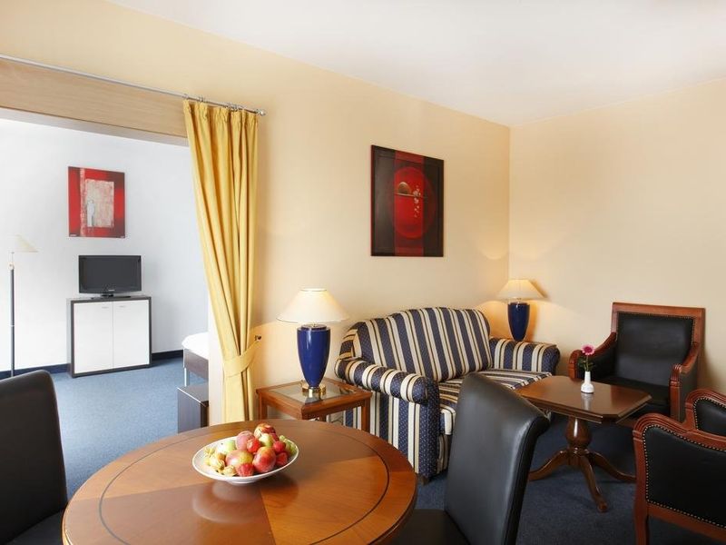 Hotel Photo 6