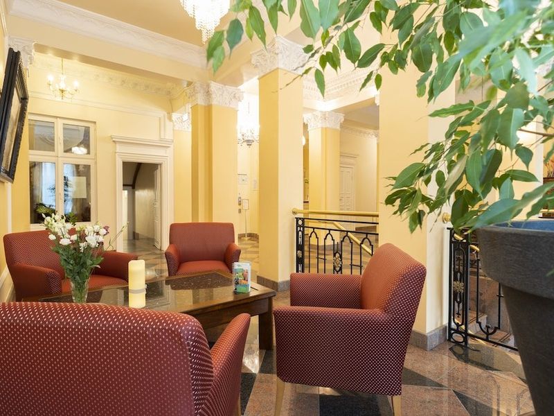 Hotel Photo 11