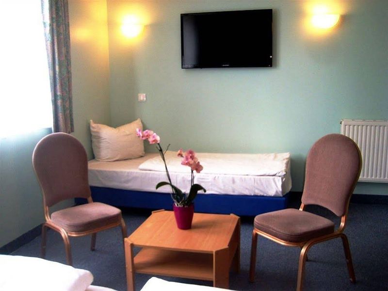 Hotel Photo 8