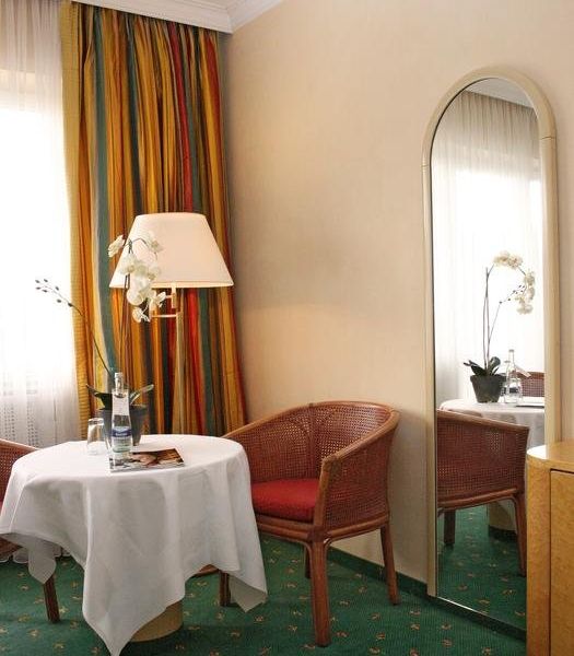 Hotel Photo 4