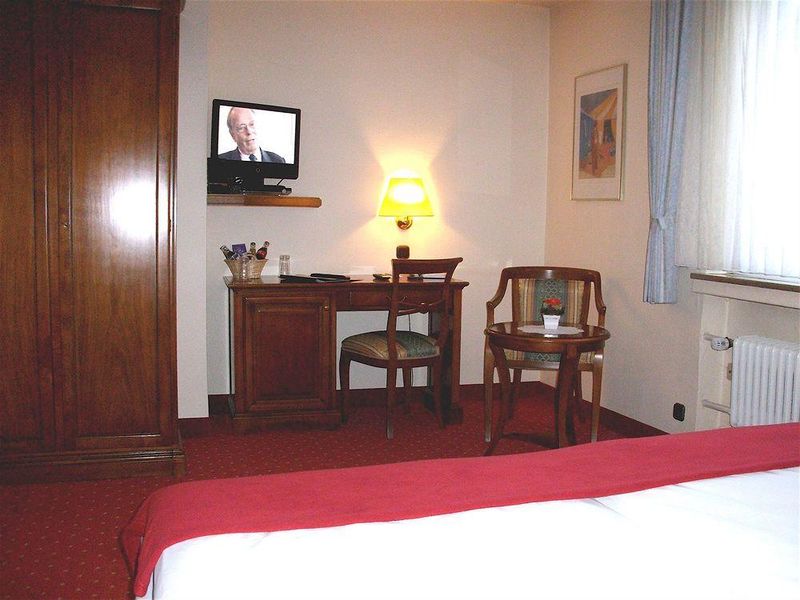 Hotel Photo 7