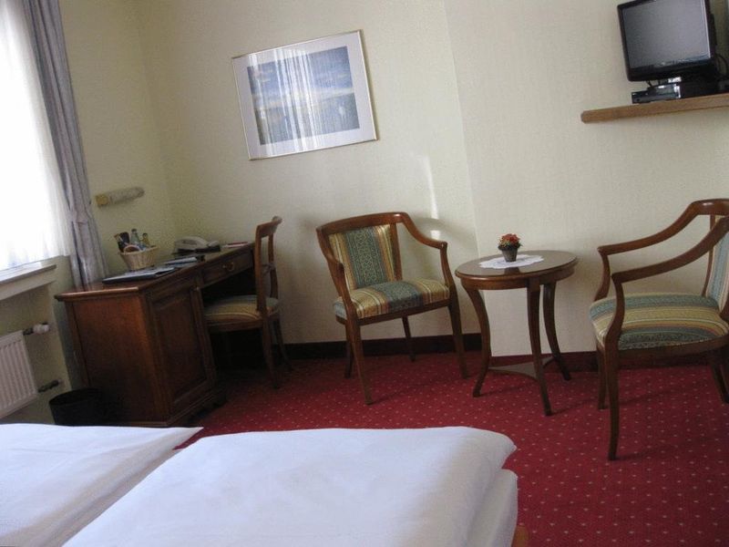 Hotel Photo 9