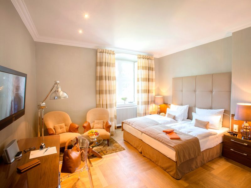 Hotel Photo 1