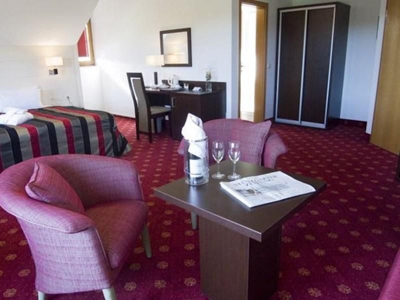 Hotel Photo 11