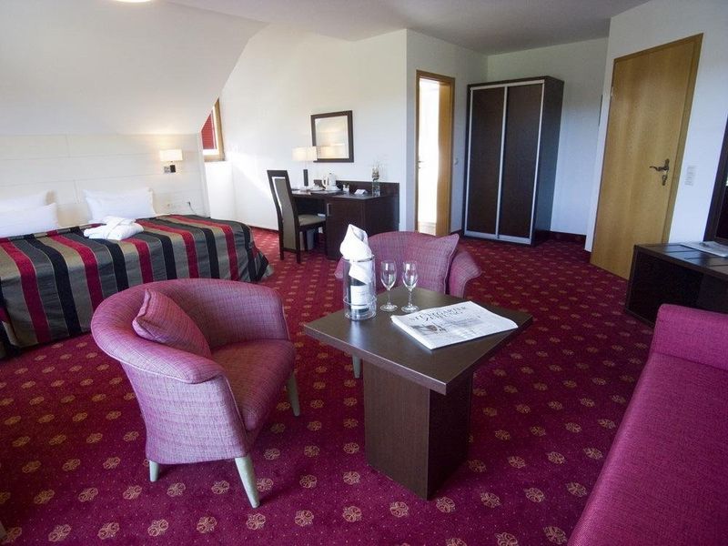 Hotel Photo 12