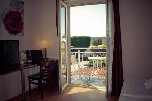 Hotel Photo 11