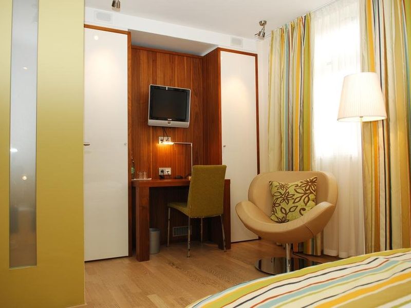 Hotel Photo 7