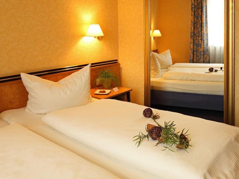 Hotel Photo 5