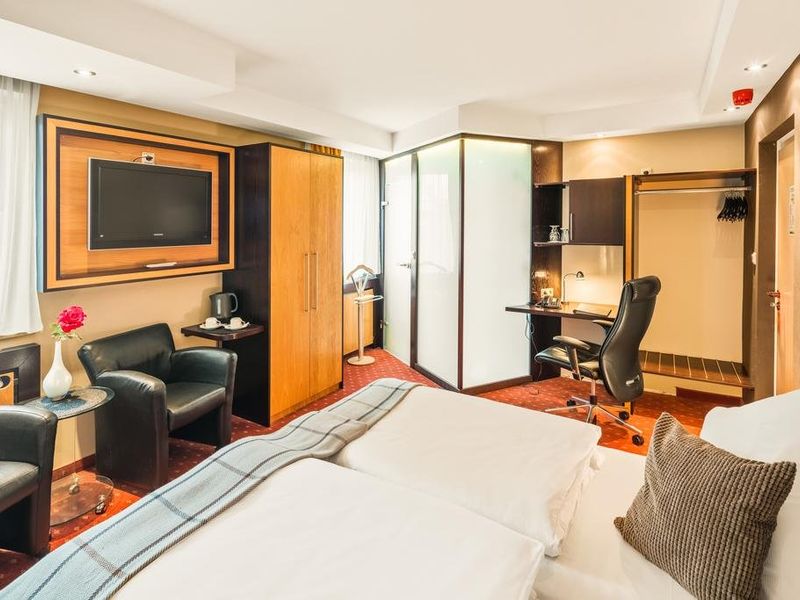 Hotel Photo 4