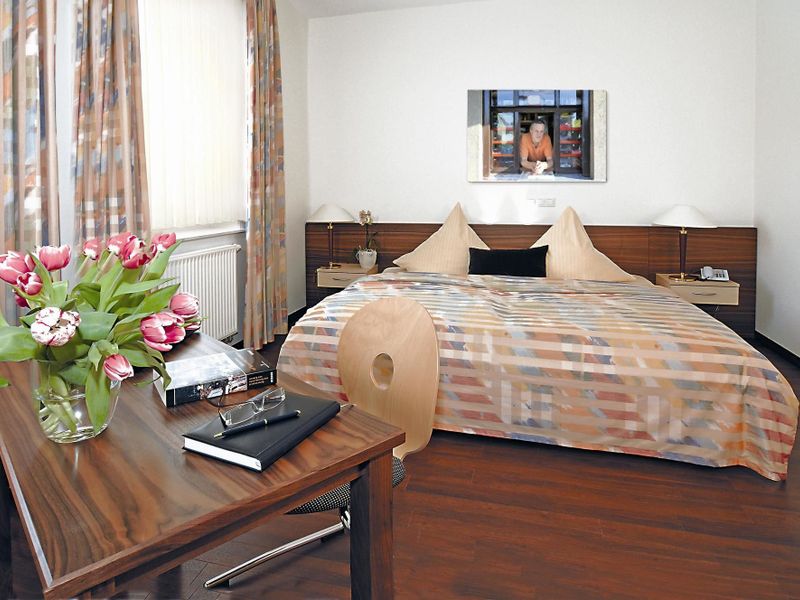 Hotel Photo 1