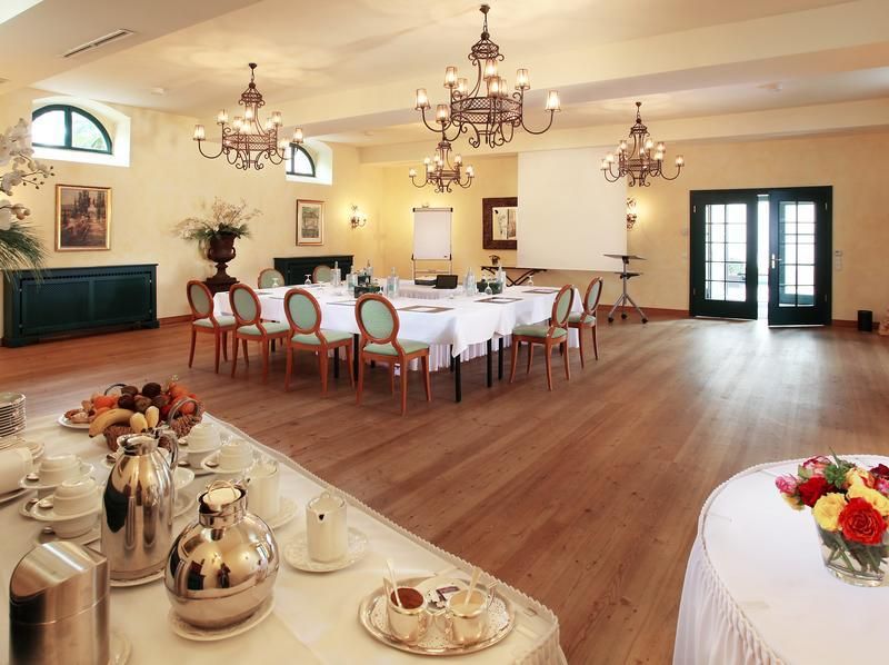 Hotel Photo 12
