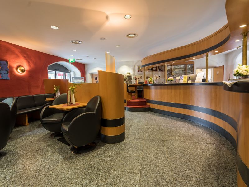 Hotel Photo 9