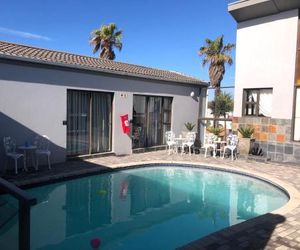 Le Blue Guesthouse Bluewater Bay South Africa