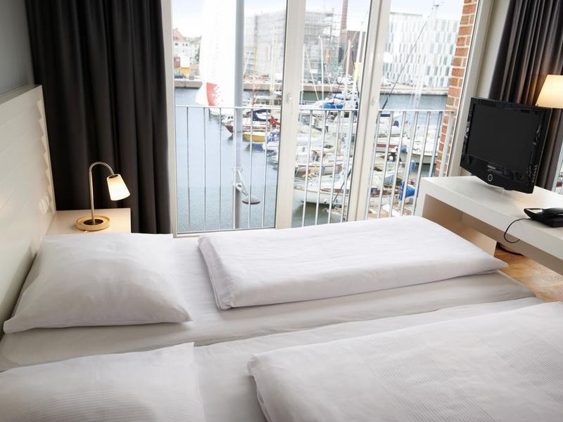 Hotel Photo 1