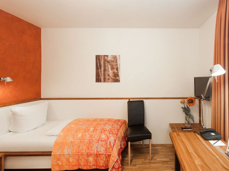Hotel Photo 5