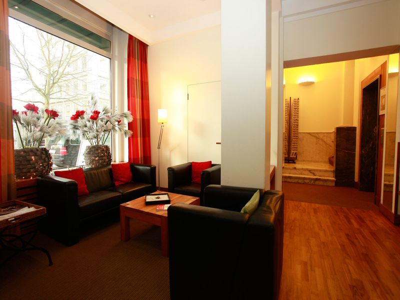 Hotel Photo 9