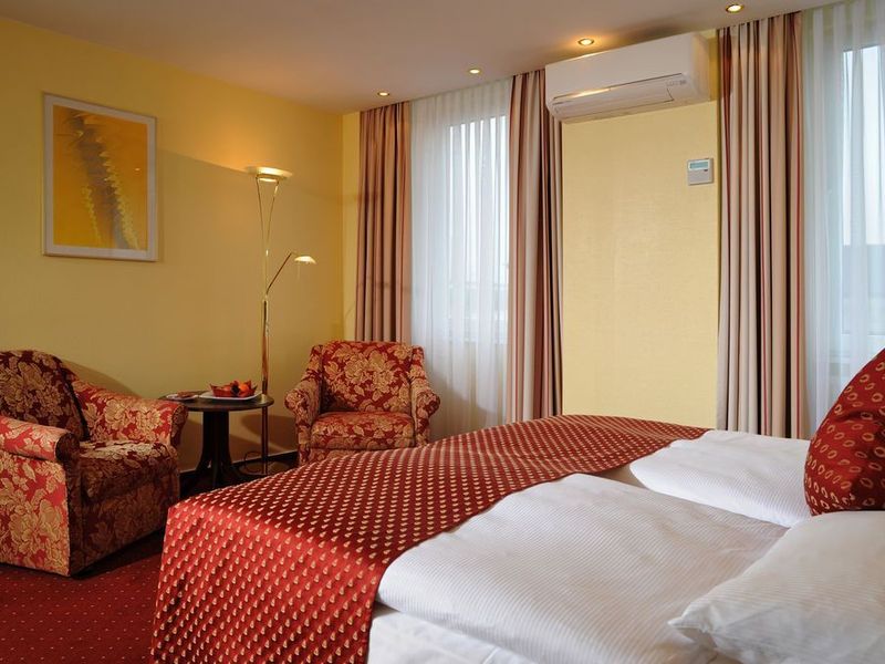 Hotel Photo 2