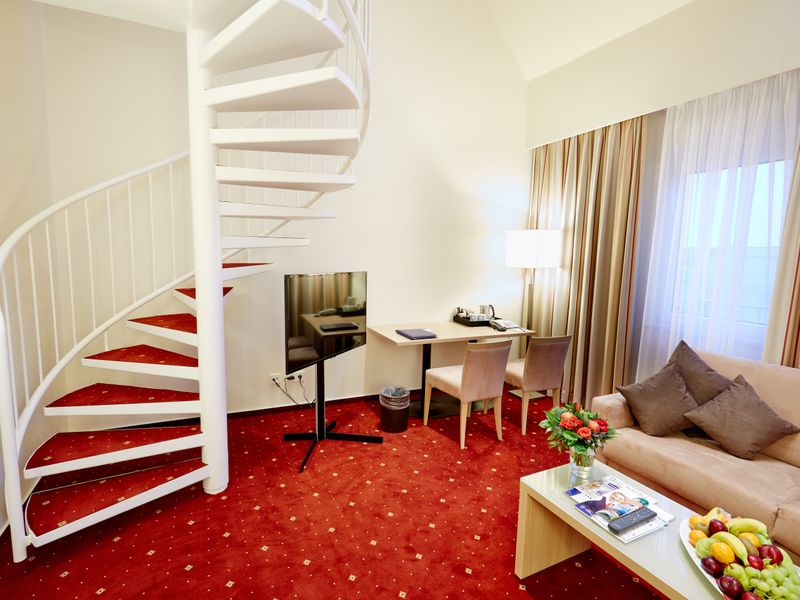 Hotel Photo 6
