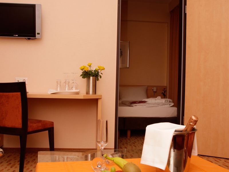 Hotel Photo 6