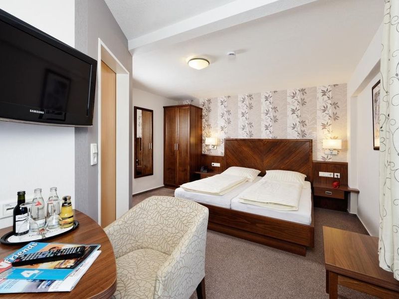 Hotel Photo 1