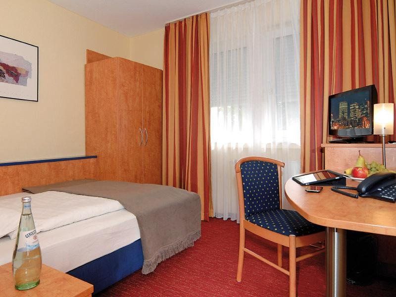 Hotel Photo 6