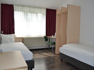 Фото отеля Europa-Haus-Bocholt - Bett & Bike