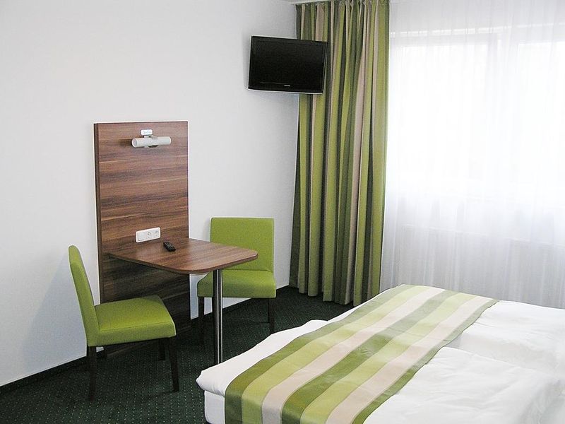 Hotel Photo 6