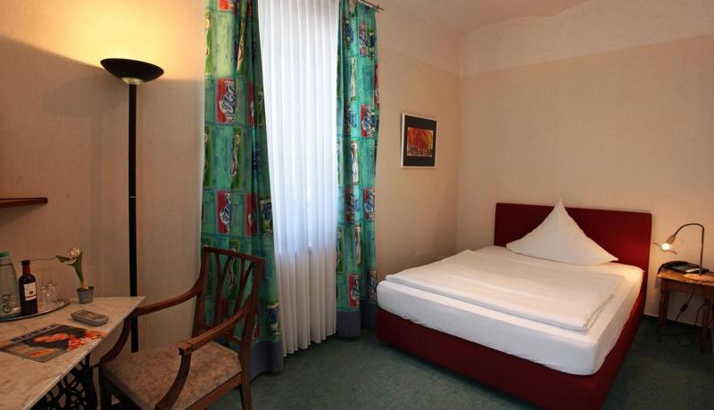 Hotel Photo 8