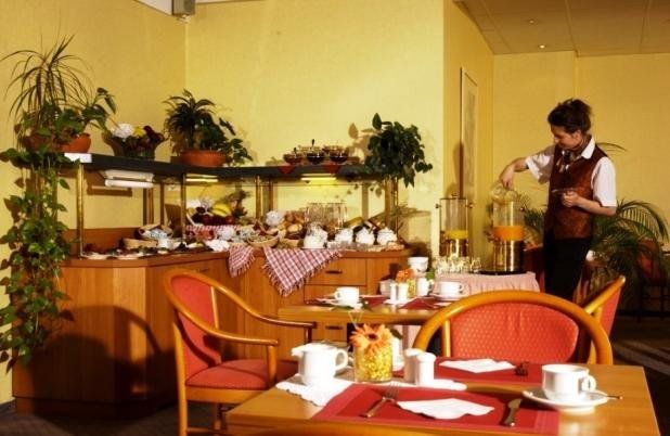 Hotel Photo 5