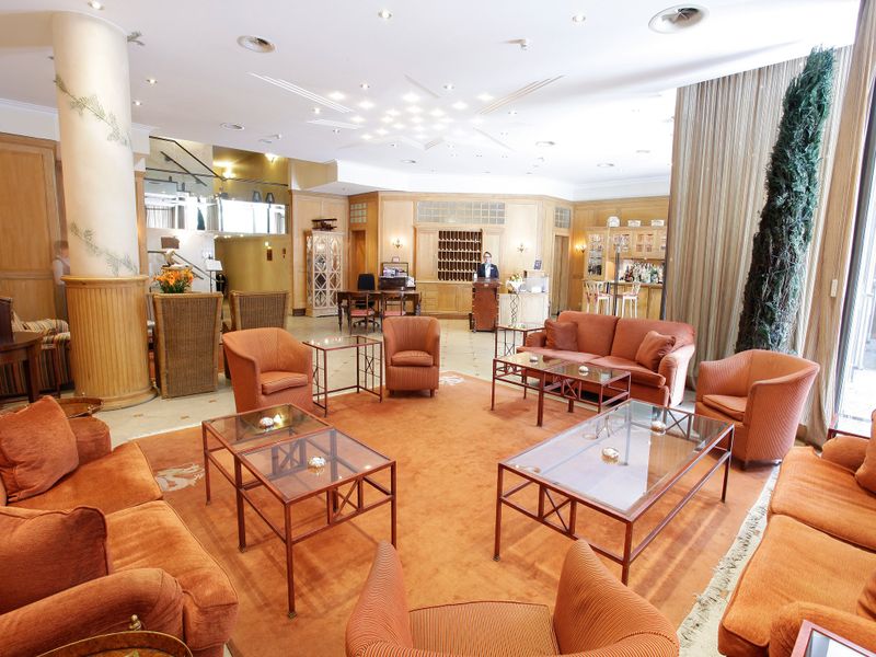 Hotel Photo 8