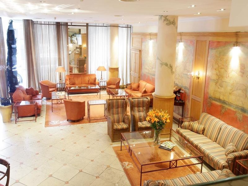 Hotel Photo 10