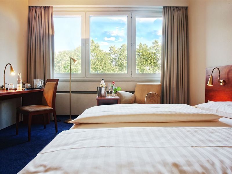 Hotel Photo 3