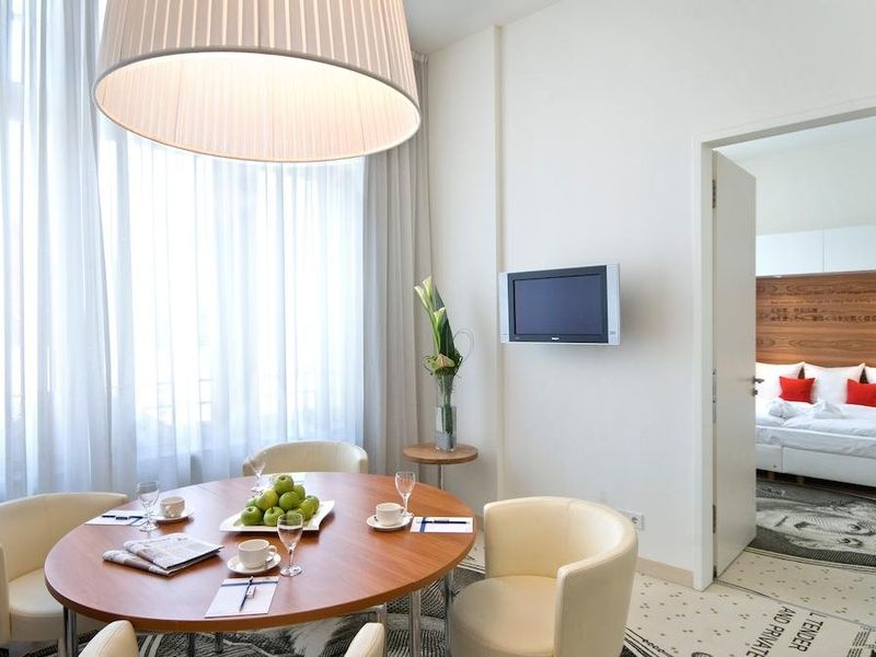 Hotel Photo 10
