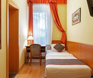 Hotel Britzer Tor Berlin Germany