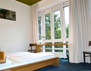 Midi Inn Parkhotel Mitte Berlin Germany
