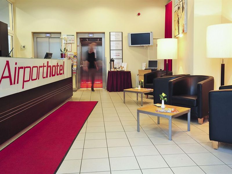 Hotel Photo 8