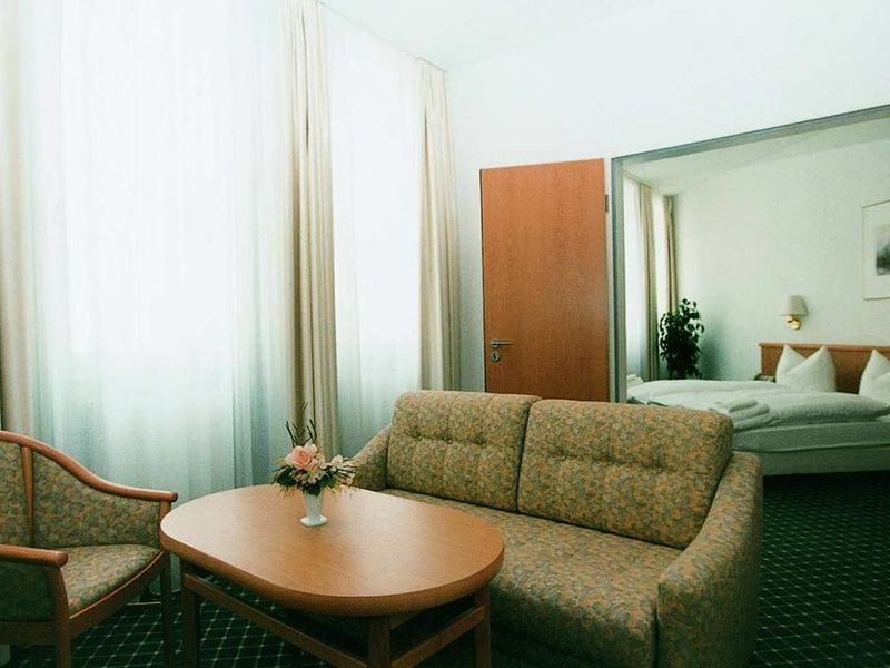Hotel Photo 6