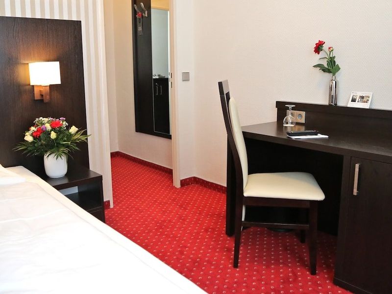 Hotel Photo 9